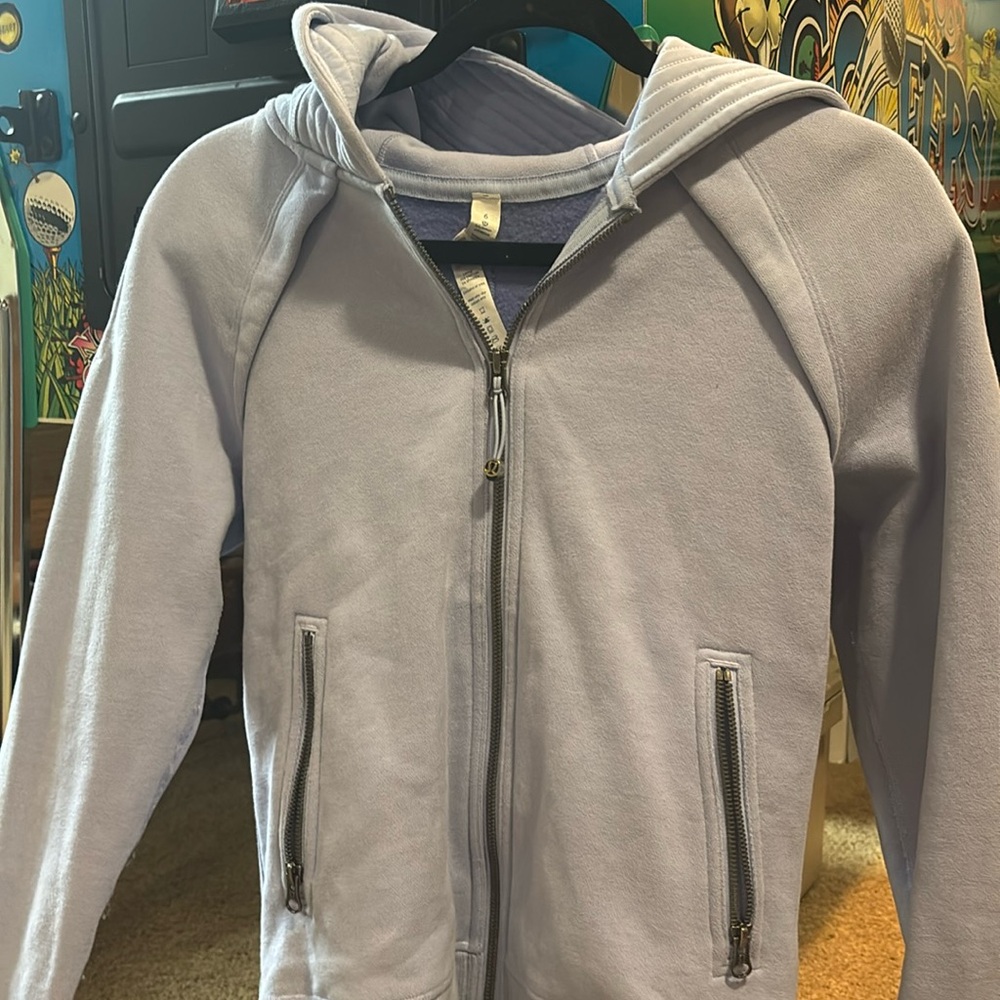 Lululemon scuba hoodie size 6
